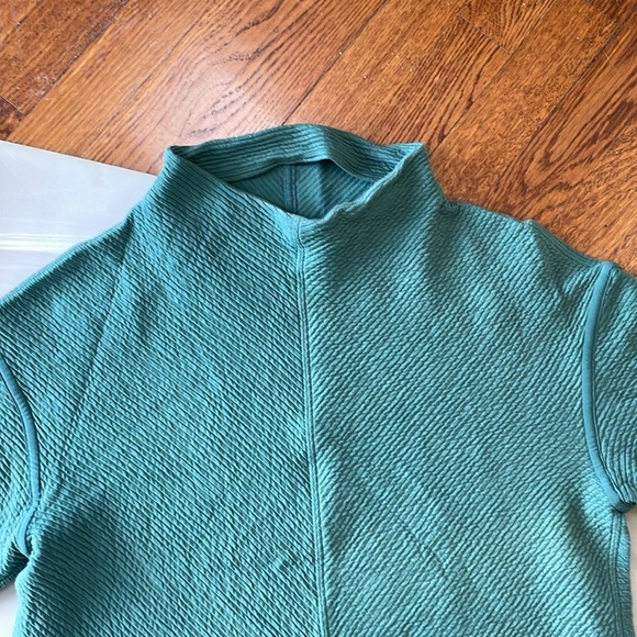 Lululemon I 10 - Picture 3 of 14